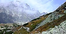 Gebirgssteig in der Hohen Tatra, Teil der Tatranska Magistrala. Foto: Peter Gollnik